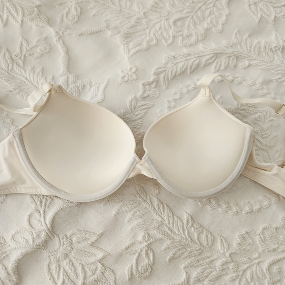 Soma push up bra. 36D - Picture 2 of 5